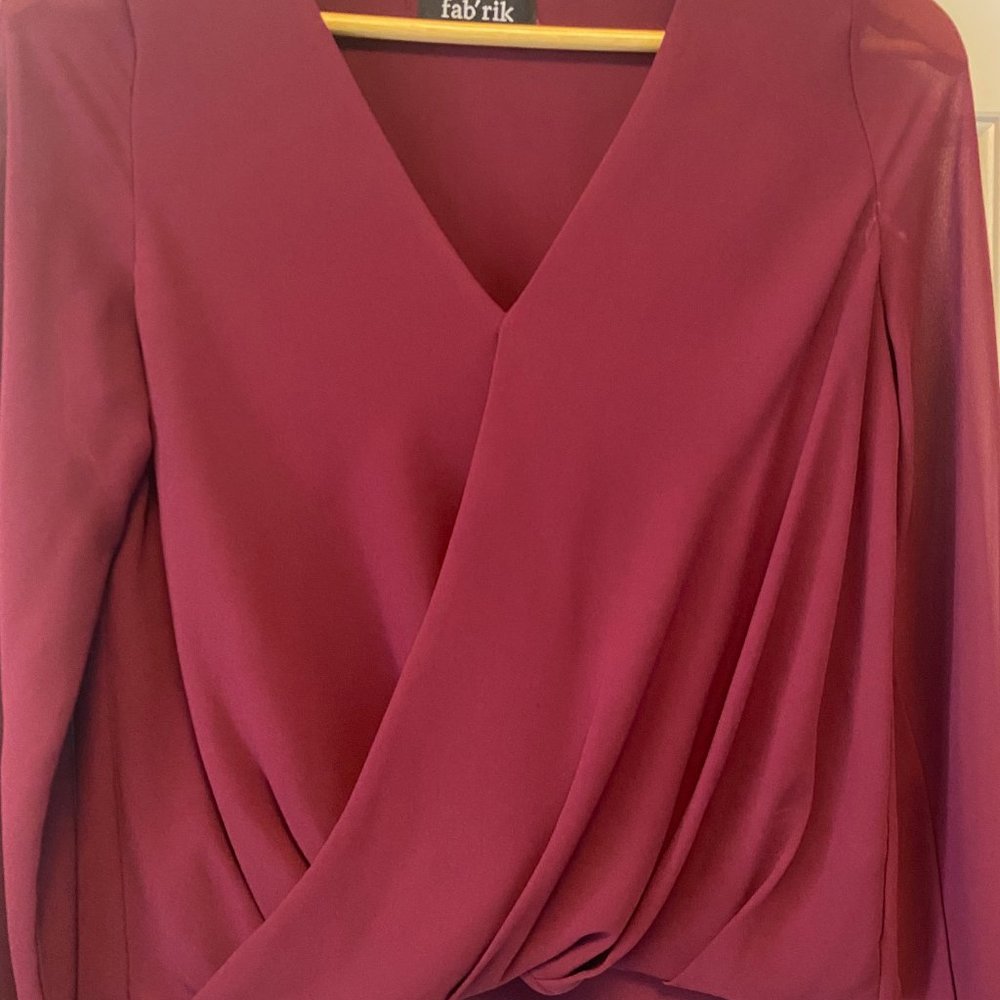 Sheer long-sleeved maroon blouse - Size S